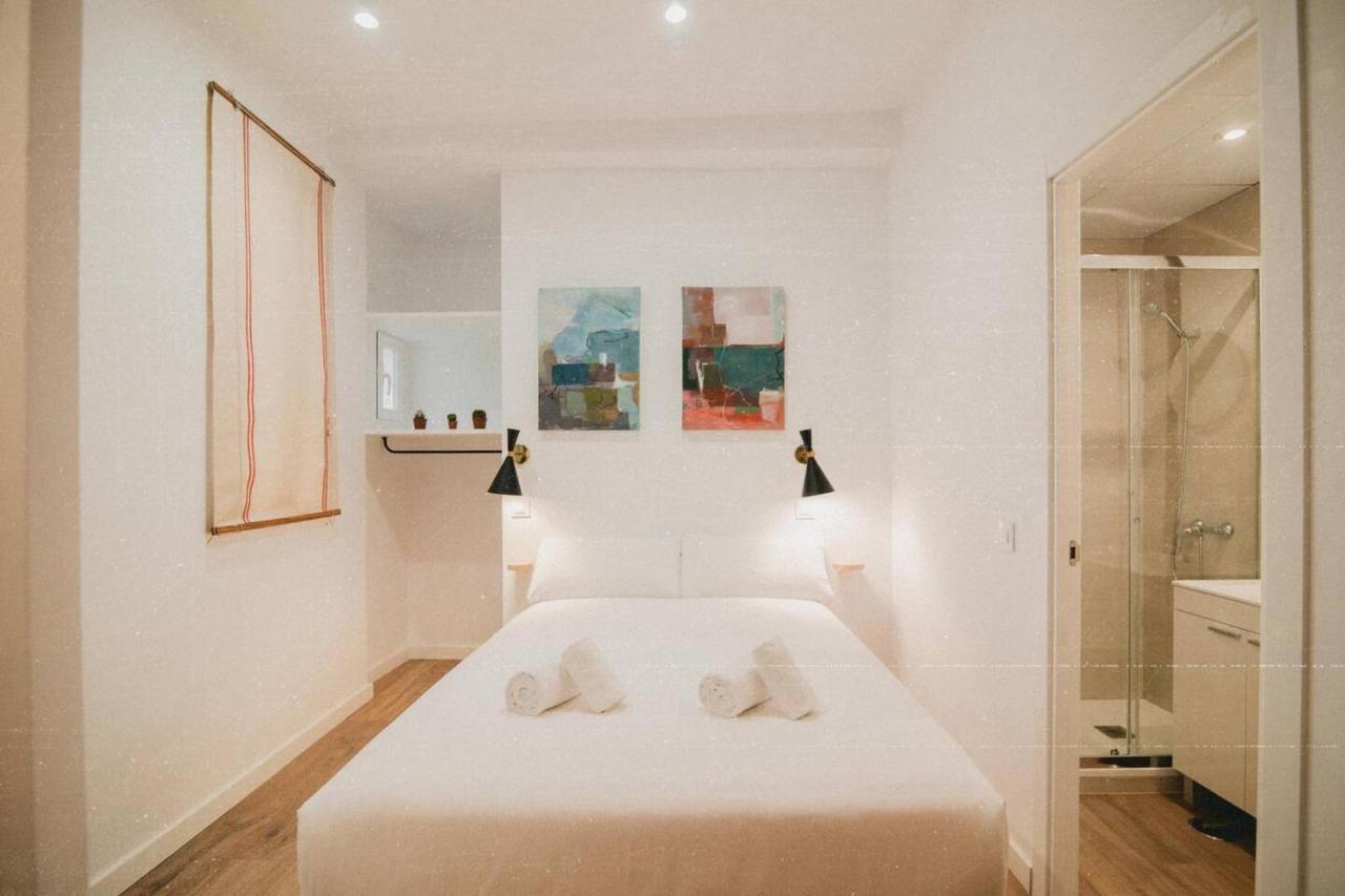 Charming Design Apartment Reina Sofia Madrid Bagian luar foto